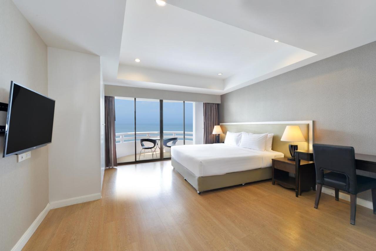 D Varee Jomtien Beach, Pattaya Kültér fotó